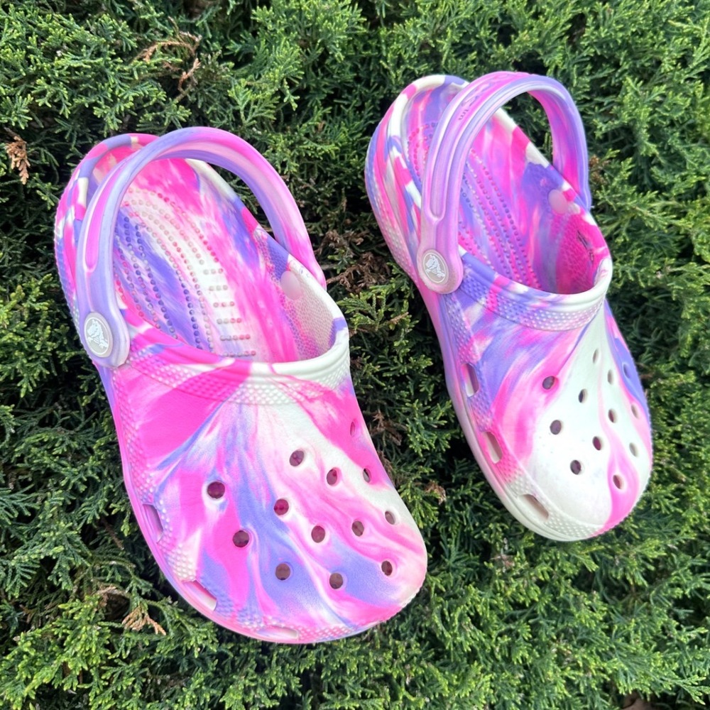 CROCS KIDS CLASSIC MARBLED TYE DYE CLOGS Little Girl Size J1 Pink Crush/Purple - Picture 2 of 12